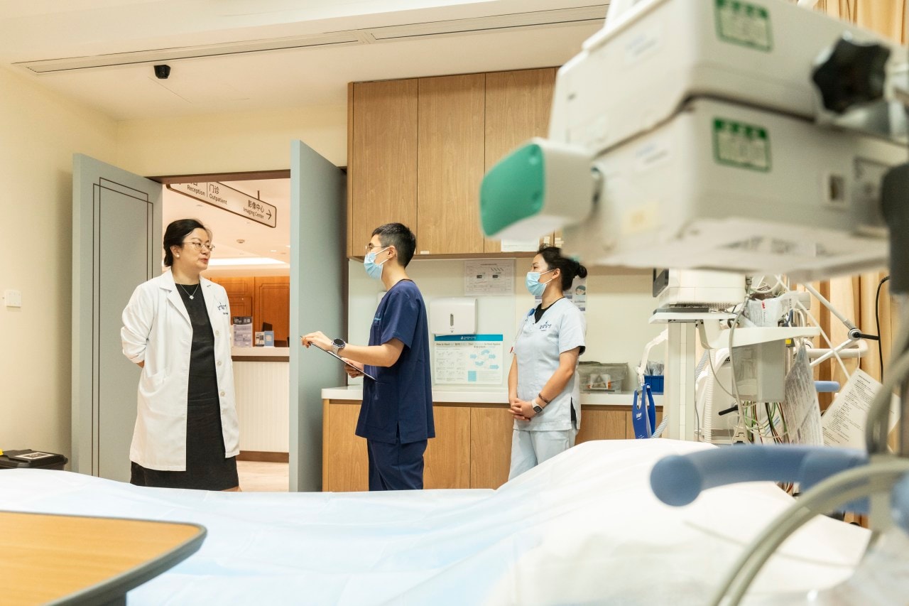 Dr. Kathy Shi, left, is the president of Shanghai SinoUnited Hospital, which began offering CAR-T in 2023. Dr. Kathy Shi, left, is the president of Shanghai SinoUnited Hospital, which began offering CAR-T in 2023.