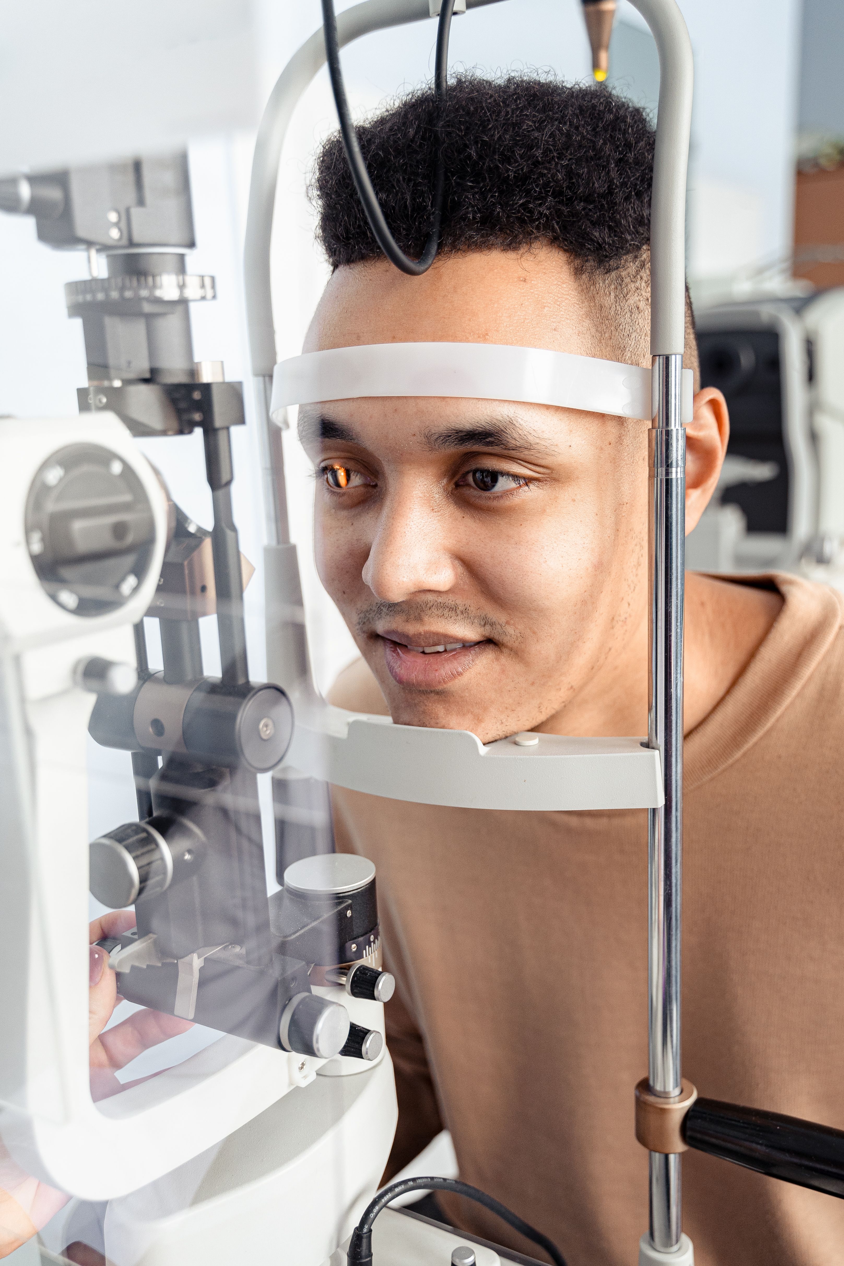 High glucose can temporarily change fluid levels inside the eye that can make vision fluctuate. (Pexel)