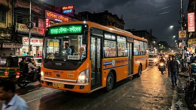 কলকাতায় নৈশ বাস পরিষেবা চালানোর তোড়জোড় করছে পরিবহণ দফতর। (ছবিটি প্রতীকী, সৌজন্যে Nano Banana দিয়ে তৈরি করা) কলকাতায় নৈশ বাস পরিষেবা চালানোর তোড়জোড় করছে পরিবহণ দফতর। (ছবিটি প্রতীকী, সৌজন্যে Nano Banana দিয়ে তৈরি করা)