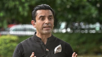 Tehseen Poonawalla, a political analyst, was fined  ₹10 lakh by the Punjab and Haryana High Court for making fun of Jain monk Tarun Sagar. The Supreme Court overturned this decision on Tuesday (PTI)