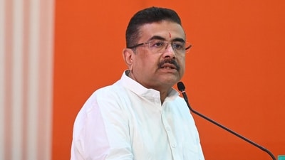 West Bengal chief minister Suvendu Adhikari told the meeting that the pilot made repeated attempts to land. (File Photo (Samir Jana/HT)) West Bengal chief minister Suvendu Adhikari told the meeting that the pilot made repeated attempts to land. (File Photo (Samir Jana/HT))