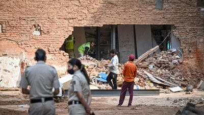 The site of the building collapse at Satya Niketan. (Sanchit Khanna/HT Photo) The site of the building collapse at Satya Niketan. (Sanchit Khanna/HT Photo)