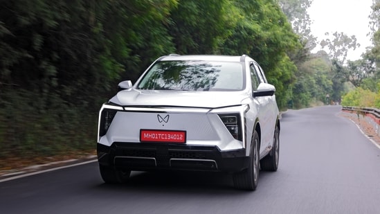 The automobile retail in India has recorded its best-ever August performance as alternative fuels like CNG, hybrid and electric have surpassed petrol car sales.