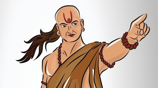 ఆచార్య చాణక్యుడు చెప్పిన ఈ 5 రకాల వ్యక్తులకు దూరంగా ఉండకపోతే జీవితంలో తీవ్ర నష్టాలు తప్పవు!