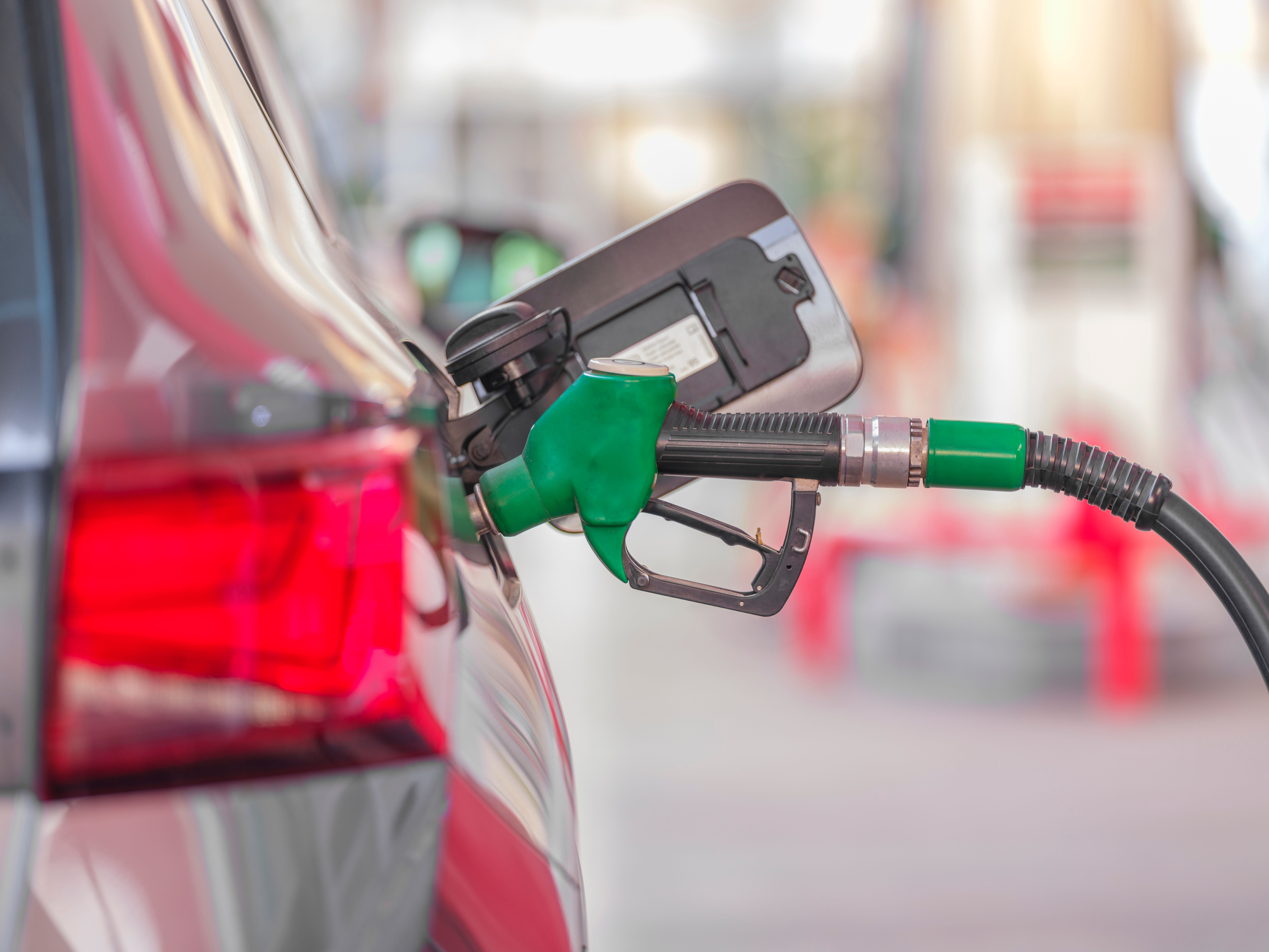 Official tests conducted by the Automotive Research Association of India showed that vehicles burning E20 petrol consume 2% to 6% more fuel than those running on E10. (Pexels/ Representational) Official tests conducted by the Automotive Research Association of India showed that vehicles burning E20 petrol consume 2% to 6% more fuel than those running on E10. (Pexels/ Representational)