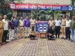 Police recovered around 10 tolas (approximately 100 grams) of gold ornaments worth  <span class='webrupee'>₹</span>15 lakh from the accused. (HT)