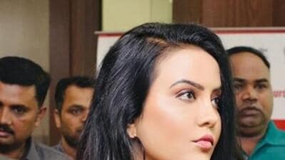 ‘Nothing wrong if Muslims celebrate Garba’: Amruta Fadnavis rejects VHP call to keep Muslims out
