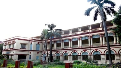 যাদবপুর বিশ্ববিদ্যালয়ে বড় রদবদল! (HT_PRINT) যাদবপুর বিশ্ববিদ্যালয়ে বড় রদবদল! (HT_PRINT)