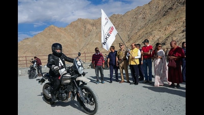 Ladakh LG Vinai Kumar Saxena flags-off the Ladakh Bike Week, in Leh. (Sourced)