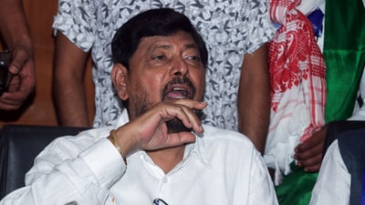 Union MoS Ramdas Athawale addresses a press conference at State Guest House, in Ranchi on Friday. ((ANI Photo)) Union MoS Ramdas Athawale addresses a press conference at State Guest House, in Ranchi on Friday. ((ANI Photo))