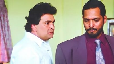 Nana Patekar and Rishi Kapoor in a still from Hum Dono.