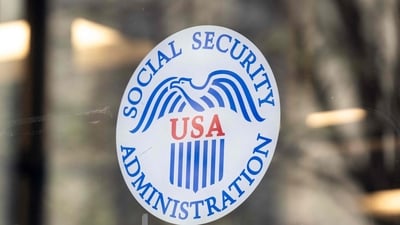 Social Security beneficiaries could see smaller COLA increases under a flat-rate system. (AFP)