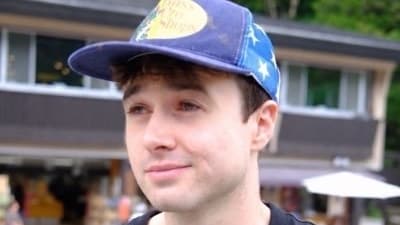 Jacob Coxon has resigned from Anthropic, claiming the company is 'gambling with lives' (X/@hilbertspaess)