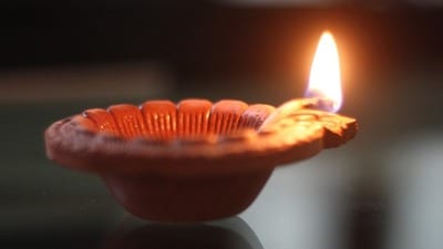 কৌশিকী অমাবস্যা ২০২৬র পরই বুধাদিত্য যোগ! কবে? বহু রাশি লাকি