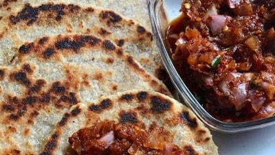 Ragi vs jowar vs makki: best roti for fibre, iron and calcium? Nutritionist breaks down six options. (Unsplash) Ragi vs jowar vs makki: best roti for fibre, iron and calcium? Nutritionist breaks down six options. (Unsplash)