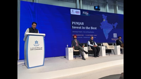 Punjab industries and commerce minister Aman Arora addressing investors and business leaders during Annual Investment Meeting (AIM) in Dubai on Wednesday. (X)