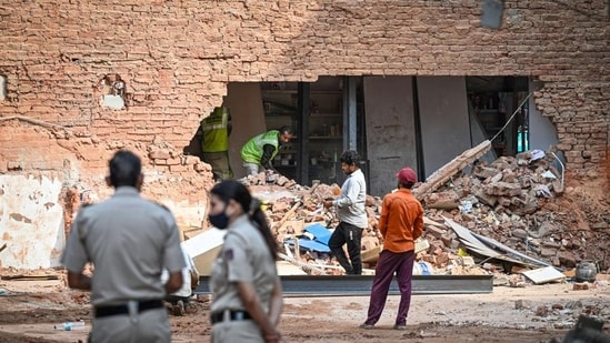 The site of the building collapse at Satya Niketan. (HT_PRINT)
