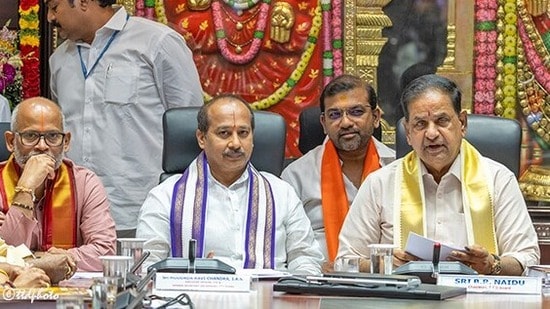 టీటీడీ బోర్డు కీలక నిర్ణయాలు
