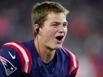 Drake Maye’s journey from North Carolina high school star to Patriots quarterback includes college success, marriage, family, NFL career and wealth. (AP Photo/Robert F. Bukaty)