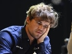 Kolkata, India - Nov. 17, 2024: Rapid & Blitz Chess winner five time World Chess champion Norwegian GM Magnus Carlsen playing chess with Indian GM Arjun Erigaisi in 6th TATA Steel Chess India Tournament at Dhono Dhanyo Auditoriumin in Kolkata, India, on Sunday, November 17, 2024. (Photo by Samir Jana/ Hindustan Times) (Hindustan Times)