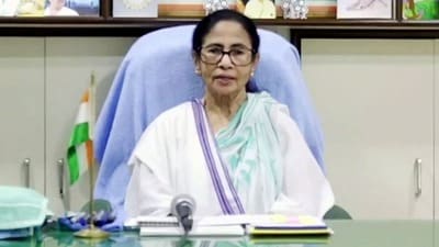প্রাক্তন মুখ্যমন্ত্রী মমতা বন্দ্যোপাধ্যায় (Mamata Banerjee social media)