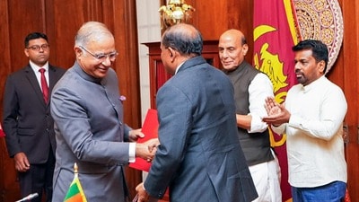 শ্রীলঙ্কার সঙ্গে প্রতিরক্ষা সহযোগিতা আরও বাড়াল ভারত। (PIB Photo Gallery) শ্রীলঙ্কার সঙ্গে প্রতিরক্ষা সহযোগিতা আরও বাড়াল ভারত। (PIB Photo Gallery)