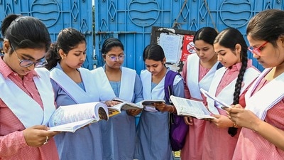 উচ্চমাধ্যমিকের থার্ড সেমেস্টার পরীক্ষার রুটিন বদল, রইল তারিখের তালিকা। (ছবি সৌজন্যে পিটিআই) উচ্চমাধ্যমিকের থার্ড সেমেস্টার পরীক্ষার রুটিন বদল, রইল তারিখের তালিকা। (ছবি সৌজন্যে পিটিআই)