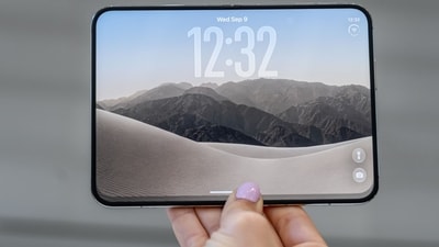An Apple iPhone Duo foldable smartphone. (Bloomberg) An Apple iPhone Duo foldable smartphone. (Bloomberg)