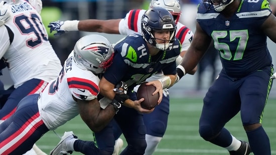 Sam Darnold, who started the game for Seattle, was forced to leave Wednesday night's contest after suffering an injury.