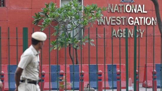 The investigation centres on counterfeit notes found inside a PNB currency chest at Sofia Market in Saharanpur, with three bank officials under scrutiny. (HT File)