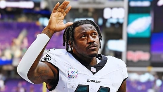 AJ Brown, will make his debut for the New England Patriots on Wednesday night.