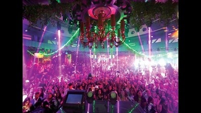 At a Vegas Weekender gig in 2021. (Getty Images) At a Vegas Weekender gig in 2021. (Getty Images)