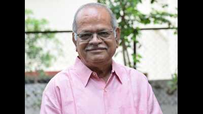 Mahajan, who was imprisoned during the Emergency, was among Maharashtra’s prominent socialist voices and remained active in public life for decades. (HT)