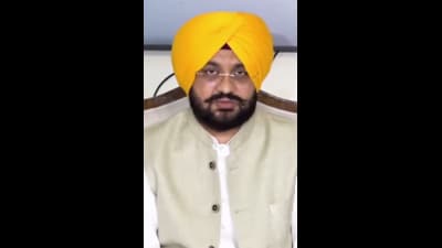 Punjab power minister Tarunpreet Singh Sond said he had written to the Union power minister seeking restoration of Punjab’s “full and rightful share” from the central pool, arguing that uninterrupted power supply was essential during the paddy season. (HT) Punjab power minister Tarunpreet Singh Sond said he had written to the Union power minister seeking restoration of Punjab’s “full and rightful share” from the central pool, arguing that uninterrupted power supply was essential during the paddy season. (HT)