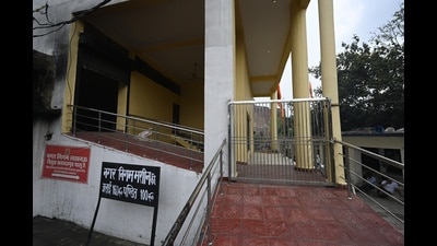 The municipal body had conducted a survey a month ago to check on the state of structures built on their land and which it maintains (HT Photo)