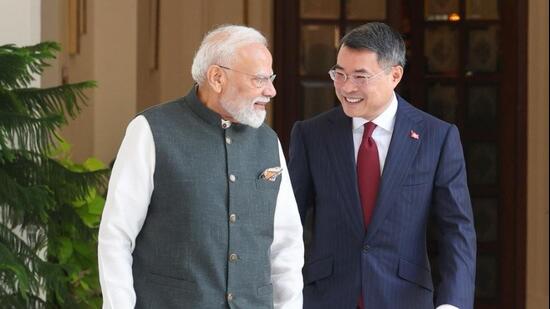 Modi said on social media that he had productive discussions with Vietnamese counterpart Lê Minh Hưng. (@BJP4India)