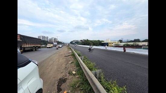 Residents insist that the opening should not be delayed any further. (HT)