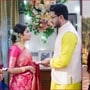 কনে দেখা আলো আচমকা শেষ, আবেগে ভাসলেন সাইনা। 