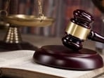 The court, however, held that the father would be entitled to visitation rights on every Sunday. (Shutterstock)