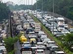 The traffic police urged commuters to check updates, plan their routes, use alternate roads and cooperate with personnel deployed on the ground,(Vipin Kumar/ Hindustan Times)