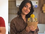 ఈకో- ఫ్రెండ్లీ గణపతి విగ్రహాలతో సినీ ప్రముఖులు..