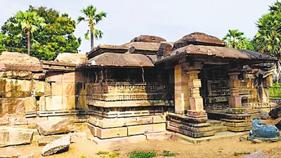 The Gollala Gudi temple is situated in the southwest of the Kakatiya Rudreshwara (Ramappa) Temple, the UNESCO World Heritage Site. (HT) The Gollala Gudi temple is situated in the southwest of the Kakatiya Rudreshwara (Ramappa) Temple, the UNESCO World Heritage Site. (HT)