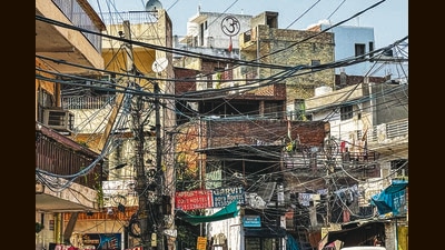 A cramped PG locality near Delhi University’s north campus. (Sanchit Khanna/HT Photo)