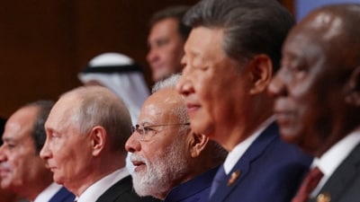 Ukraine peace talks: Modi, Xi offer to help, Kremlin says (via REUTERS)
