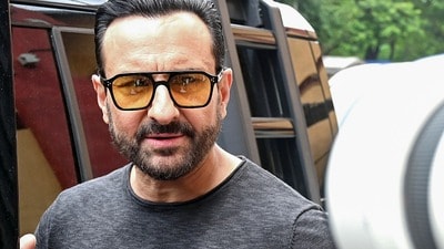 ‘আমি বুড়িয়ে গেছি…’, যে কারণে বাবা টাইগার পতৌদির বায়োপিকে অভিনয় করবেন না সইফ (PTI) ‘আমি বুড়িয়ে গেছি…’, যে কারণে বাবা টাইগার পতৌদির বায়োপিকে অভিনয় করবেন না সইফ (PTI)