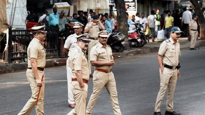 Gamdevi police said the accused, Vijay Birhambhole, had earlier been arrested by the Ghatkopar police for demanding ransom for a missing child. (PTI) (Representative image) Gamdevi police said the accused, Vijay Birhambhole, had earlier been arrested by the Ghatkopar police for demanding ransom for a missing child. (PTI) (Representative image)