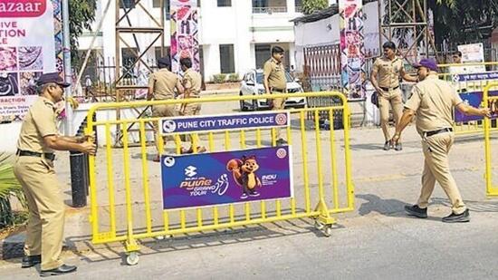 Seven people were injured, two critically, after a dispute over an Umaji Naik poster escalated into a clash in Maharashtra’s Sangli district.