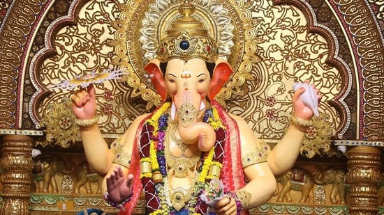 Ganesh Chaturthi 2026: The Lalbaugcha Raja pandal is one of Mumbai's most iconic pandals.