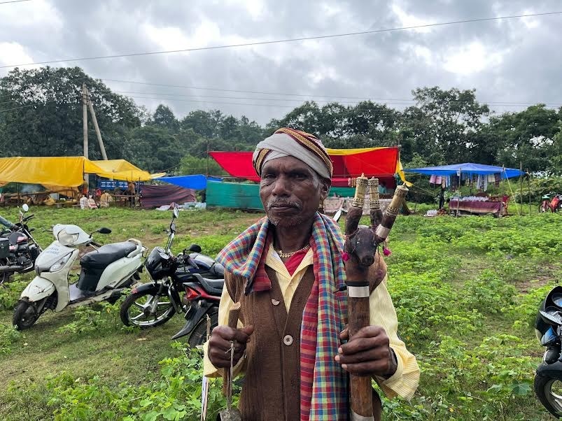 Once a deity is placed there, it is no longer worshipped and the family or village then turns to another deity for worship. (HT Photo) Once a deity is placed there, it is no longer worshipped and the family or village then turns to another deity for worship. (HT Photo)