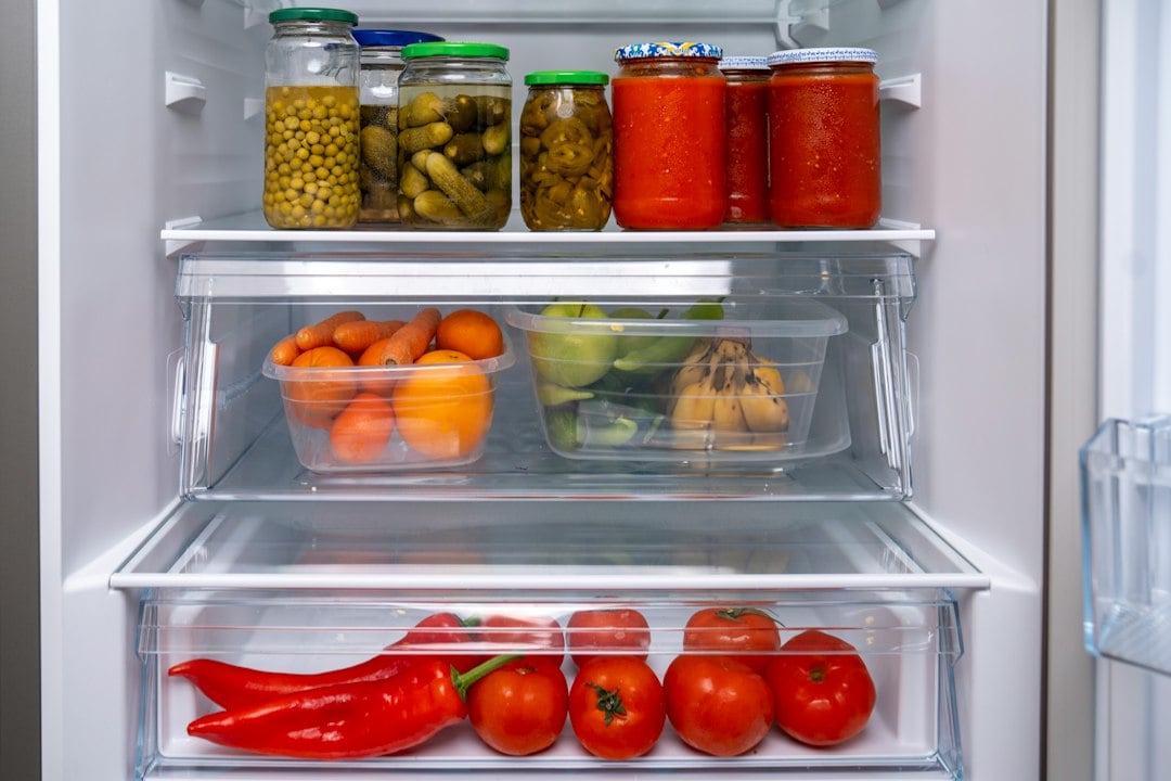 The produce section of the refrigerator has both temperature and humidity control. (Unsplash)